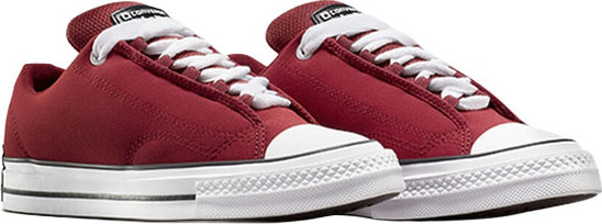 נעלי סניקרס Converse לגברים דגם Chuck Taylor
