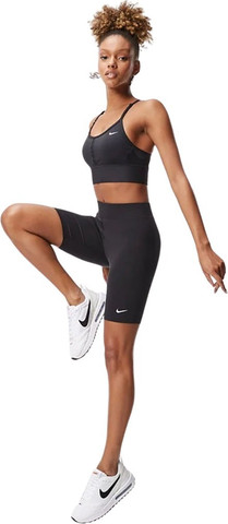 שורט בייקר Nike לנשים