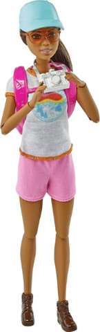 ברבי חוקרת הטבע עם כלבלב וציוד טיולים Barbie