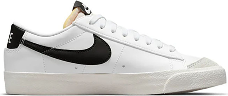 נעלי סניקרס Nike לנשים דגם Blazer Low '77