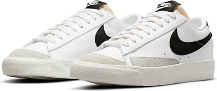 נעלי סניקרס Nike לנשים דגם Blazer Low '77