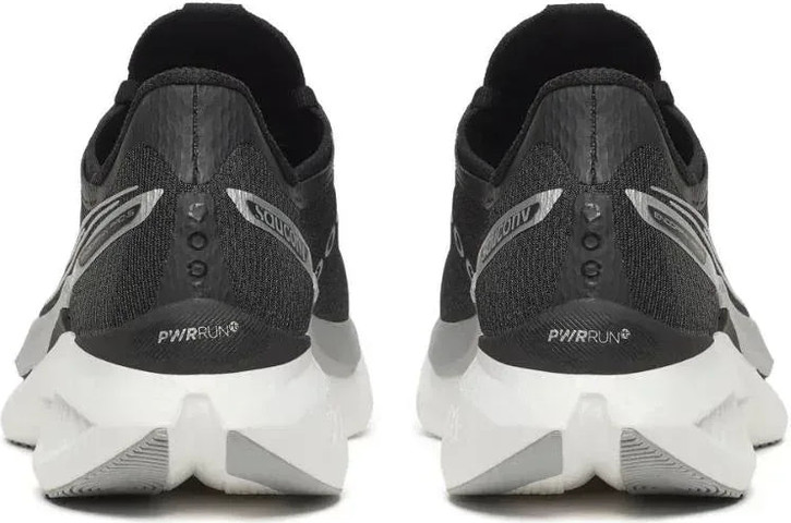 נעלי ריצה תחרותיות סאקוני אנדורפין פרו 5 Saucony ENDORPHIN PRO 5 BLACK/SILVER S21064-100