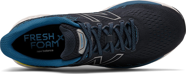 נעלי ריצה New Balance   לגברים דגם 880V11