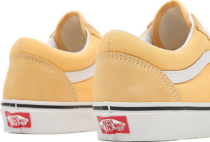 נעלי סניקרס Vans לנשים דגם Old Skool