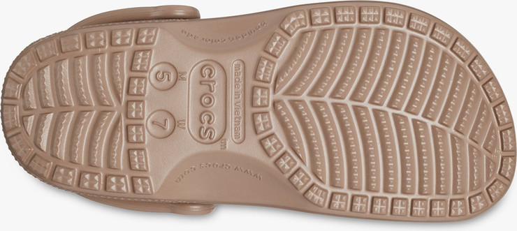 Crocs Classic - כפכפי קרוקס קלאסים בצבע חום לאטה
