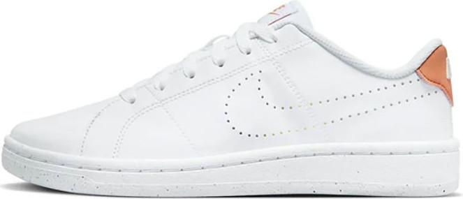נעלי סניקרס Nike לנשים דגם Court Royale 2 NN