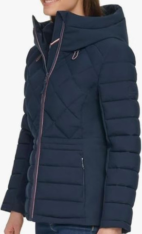 מעיל אופנתי לנשים מבית TOMMY HILFIGER