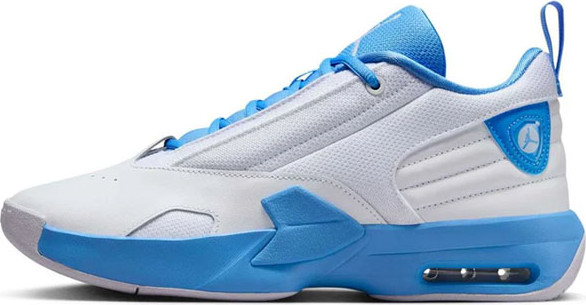 נעלי כדורסל Jordan לנשים דגם Air Max Aura 6