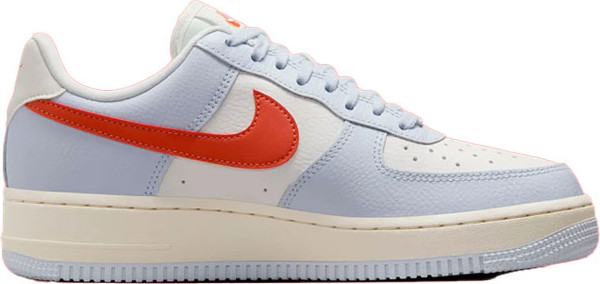נעלי סניקרס Nike לנשים דגם Air Force 1
