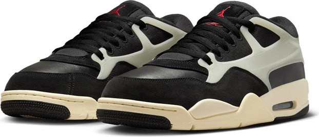 נעלי סניקרס Jordan לגברים דגם Air 4 RM