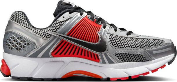 נעלי ריצה Nike לגברים דגם Zoom Vomero 5