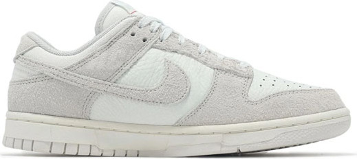 נעלי סניקרס Nike לנשים דגם Dunk Low