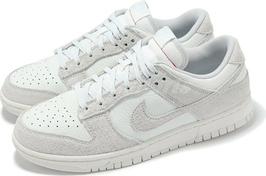 נעלי סניקרס Nike לנשים דגם Dunk Low