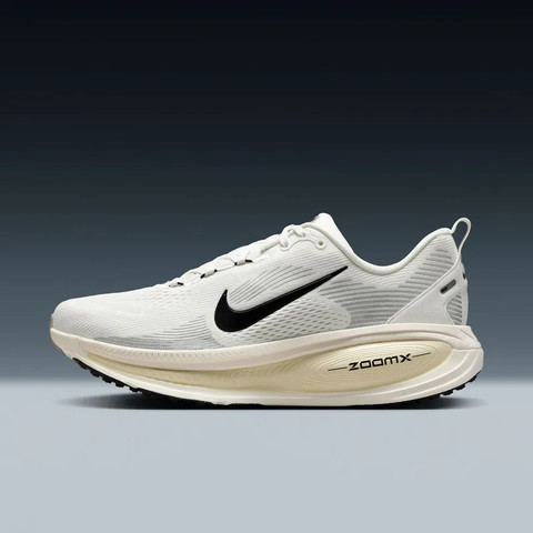 Nike Vomero 18 HM6803-101 נעלי ריצה