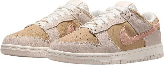 נעלי סניקרס Nike לנשים דגם Dunk Low