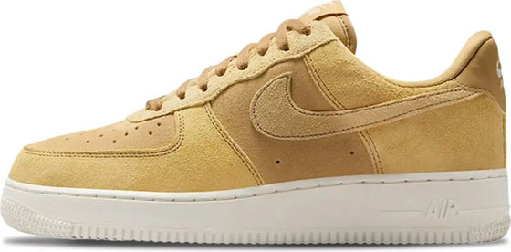 נעלי סניקרס Nike לנשים דגם Air Force 1 '07