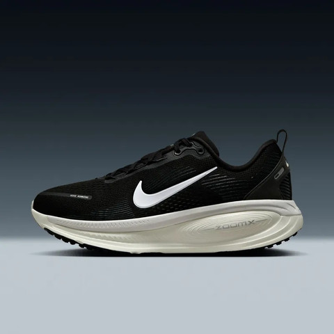 Nike Vomero 18 HM6804-005 נעלי ריצה