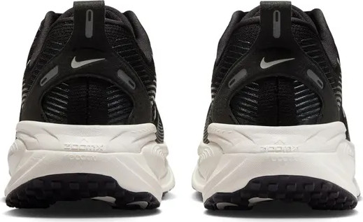 Nike Vomero 18 IF0515-002 נעלי ריצה