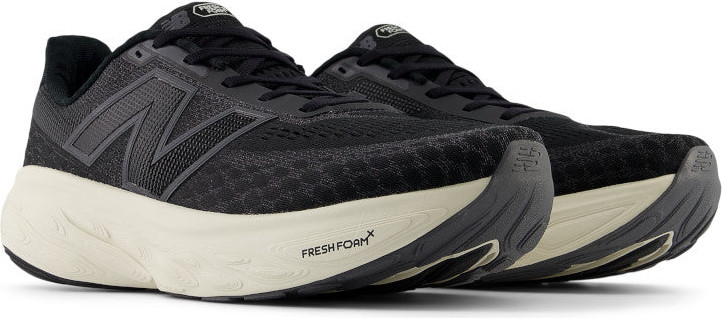 נעלי ריצה גברים ניו באלאנס New Balance Fresh Foam X 1080v14 צבע שחור לבן