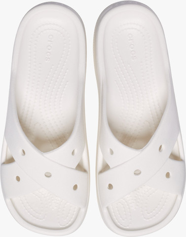Crocs Classic Women's Cross Strap - כפכפי קרוקס לנשים בצבע לבן גיר