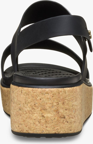 Crocs Brooklyn Cork Low Wedge - סנדלי פלטפורמה קרוקס ברוקלין קורק לנשים בצבע שחור