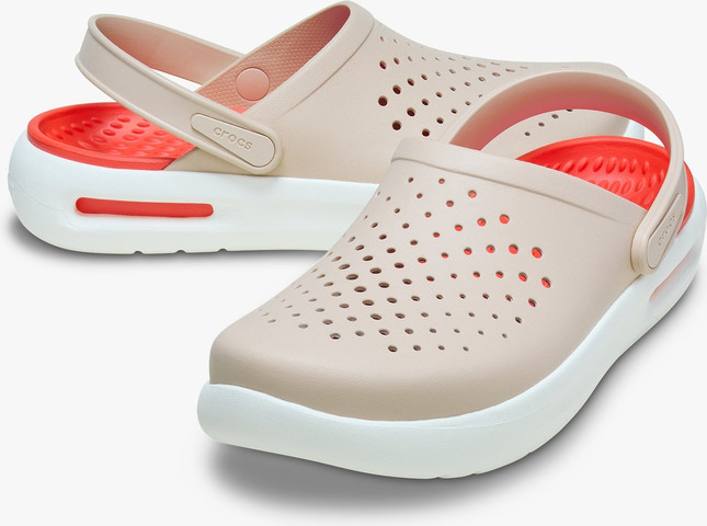 Crocs In Motion Clog - כפכפי קרוקס קלוג בצבע קווארץ - קרוקס - Beige