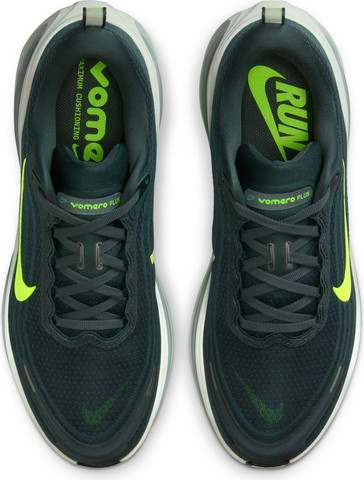Nike Vomero Plus HV8150-300 נעלי ריצה