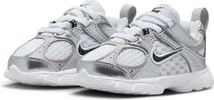 Nike V5 RNR HQ6413-100 נעלי אופנה