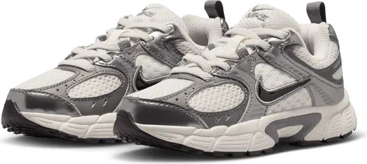 Nike V5 RNR HQ6412-003 נעלי ריצה