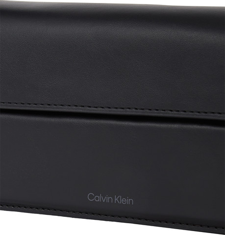 תיק צד דמוי עור לאישה מבית Calvin Klein  דגם LV04K3110G-UB1