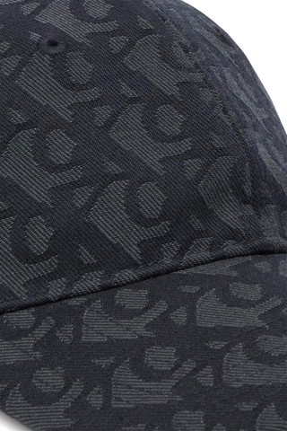 כובע מצחייה מבית Calvin Klein  דגם LV04K5058G-UB1