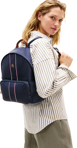 תיק גב TOMMY דגם TOM-AW0AW17651-0GY