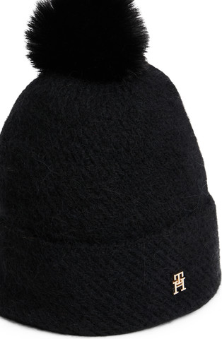 TH POM POM BEANIE