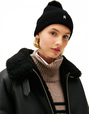 TH POM POM BEANIE