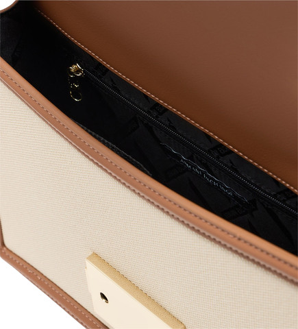 תיק דמוי עור מבית ARMANI EXCHANGE דגם AEX-XW000070AF22570M6261