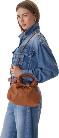 תיק דמוי עור מבית TOMMY דגם TOM-AW0AW18369-GB8