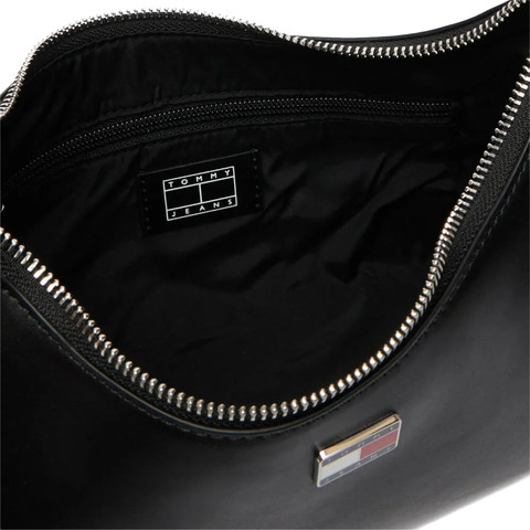 תיק דמוי עור מבית TOMMY דגם TOM-AW0AW18458-BDS