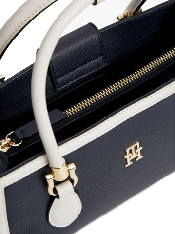 תיק דמוי עור מבית TOMMY דגם TOM-AW0AW18901-DW6