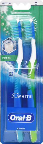 מברשת שיניים 3D WHITE מדיום 40