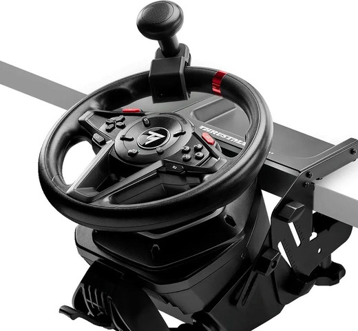 סט T128 SimTask הגה ודוושות מגנטיות למחשב ול-Xbox מבית Thrustmaster