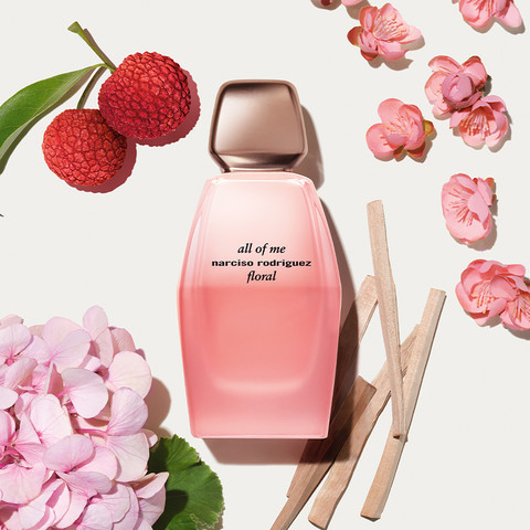 ALL OF ME FLORAL א.ד.פ לאשה