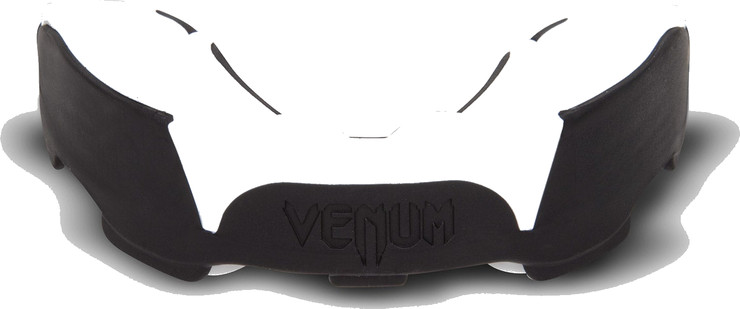 מגן שיניים Venum Predator Mouthguard