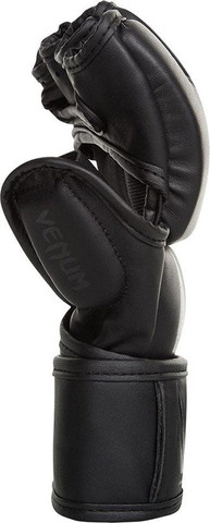 כפפות לחימה Venum Challenger mma Black