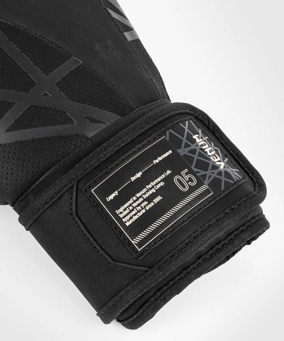 כפפות איגרוף  Venum Tecmo 2.0   Boxing Gloves-Black