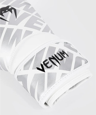 כפפות איגרוף  Venum Contender 1.5  White/Silver