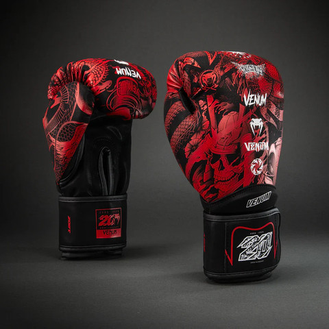 כפפות איגרוף Venum 20th Anniversary Boxing Gloves - Black/Red