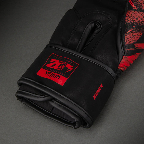 כפפות איגרוף Venum 20th Anniversary Boxing Gloves - Black/Red