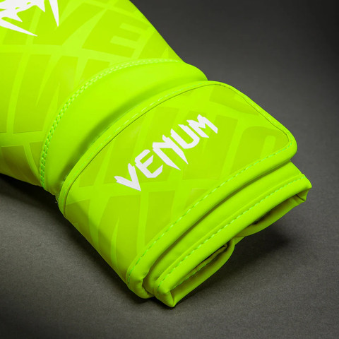 כפפות איגרוף  Venum Contender 1.5 XT 3D Boxing Gloves - Neon Yellow