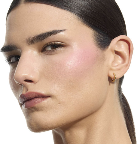 MAKE ME BLUSH סומק אבקתי - 66 FUCSHIA FIZZ