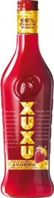 ליקר קסו קסו תות שדה 700 מ''ל / XUXU Strawberry